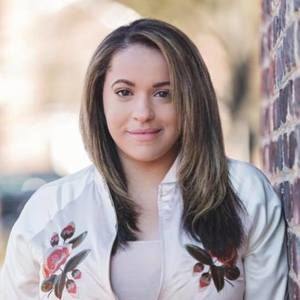 Meet your Posher, Alexis